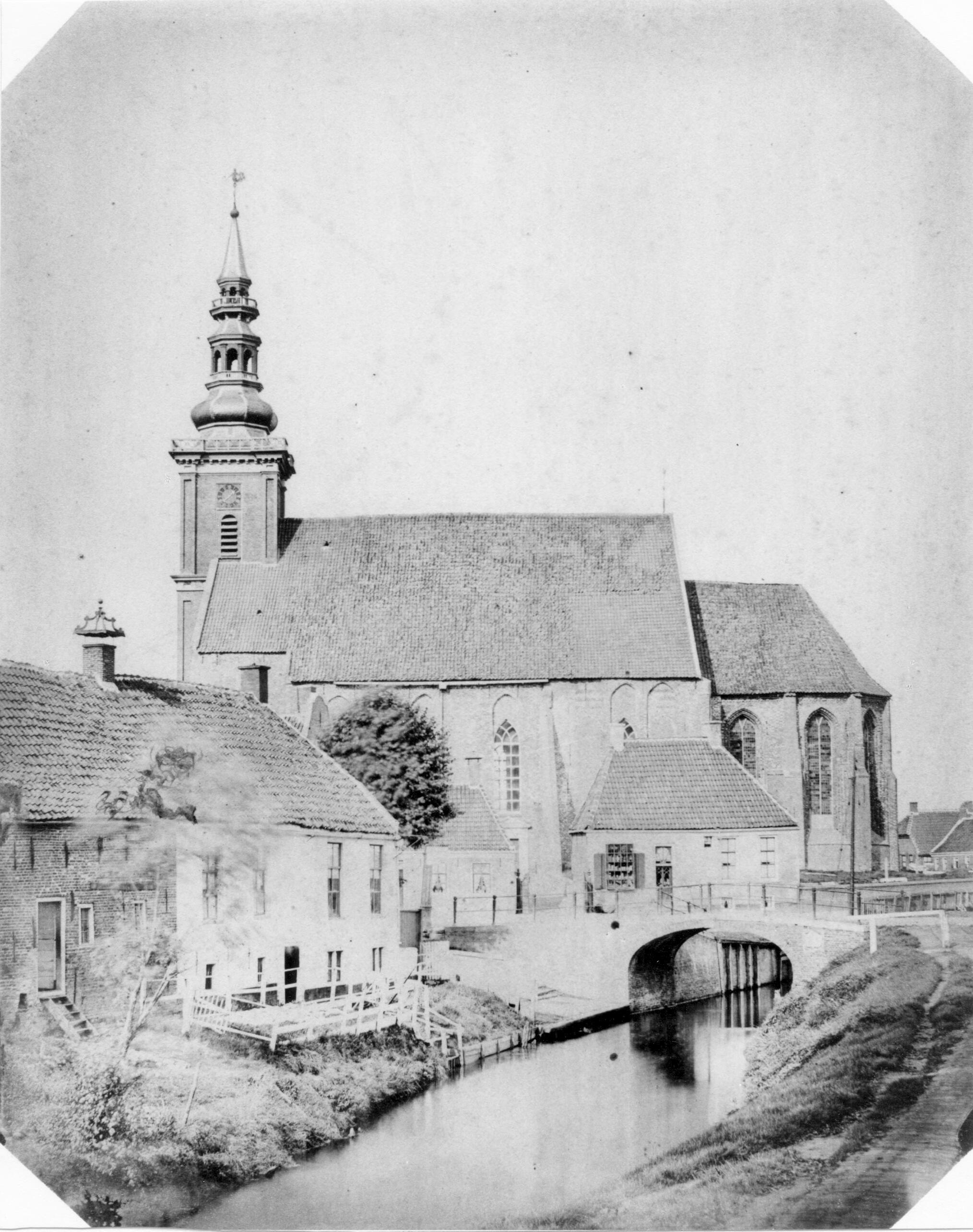 De kerk van Farmsum in 1857. Foto: RHC GA, Groninger Archieven, Beeldbank Groningen.